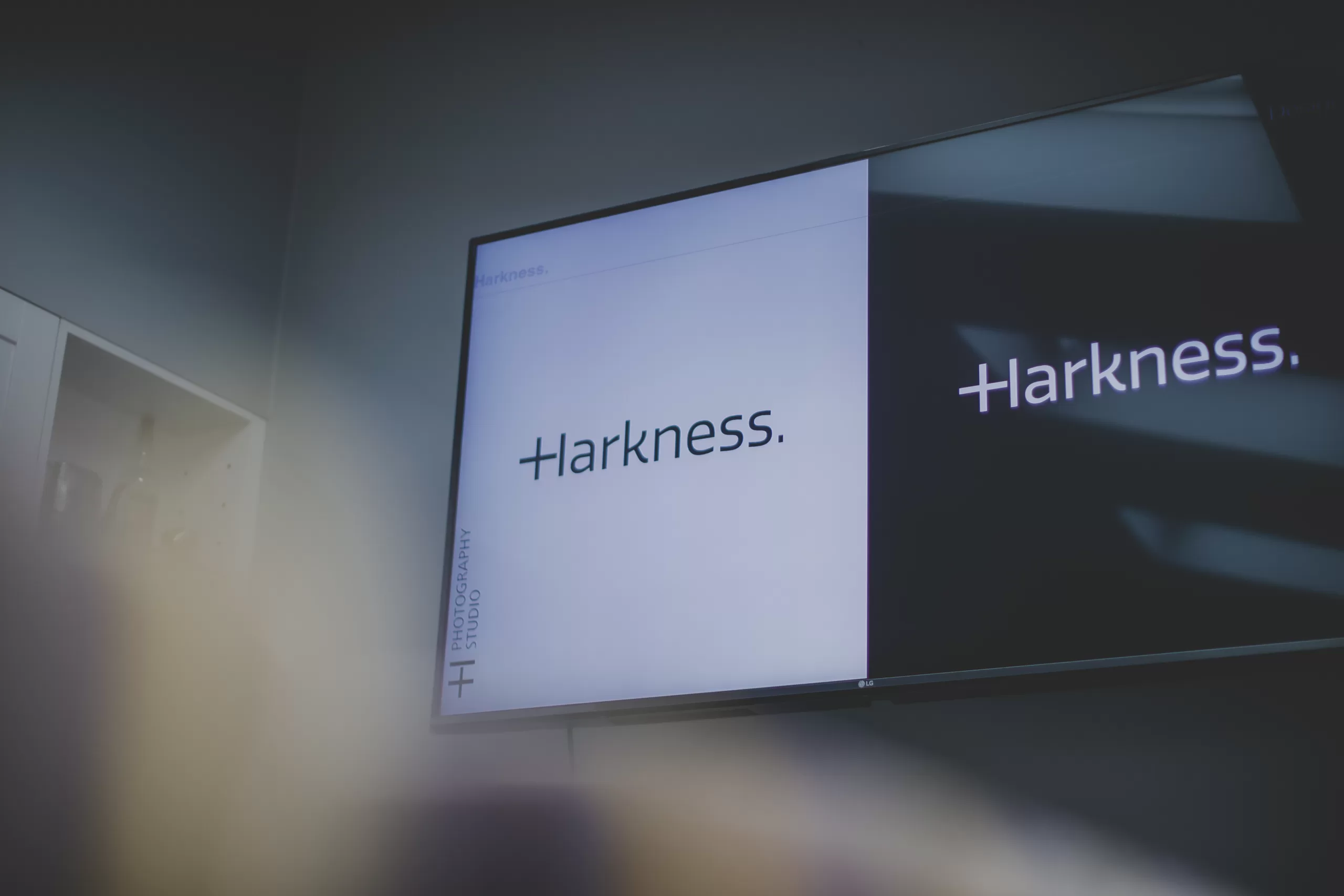 Harkness logo Black and White
